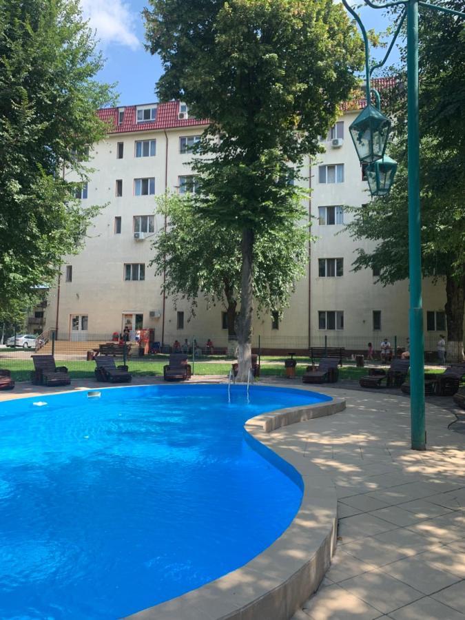 Garsoniera Privata Bed and Breakfast Bukarest Exteriör bild
